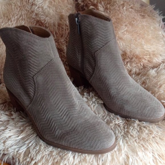 Lucky brand kailan boot hotsell